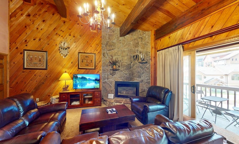Steamboat Springs condo with pool, hot tub, fitness center & fireplace