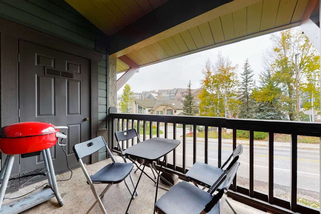 Steamboat Springs condo with pool, hot tub, fitness center & fireplace