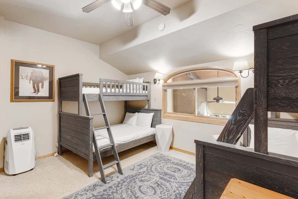 Ptarmigan House 38