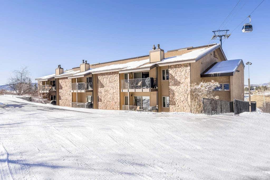 Ski Inn 333