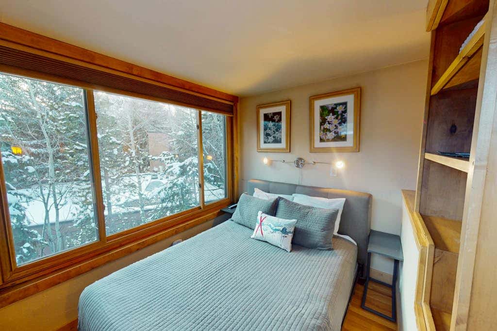 Tenmile Mountain House