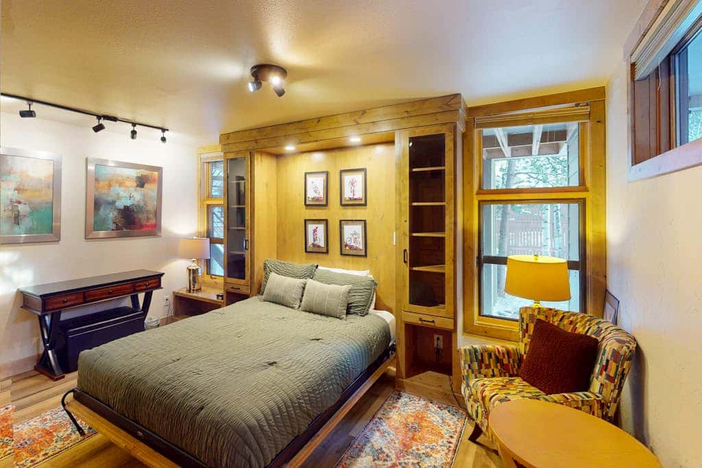 Tenmile Mountain House