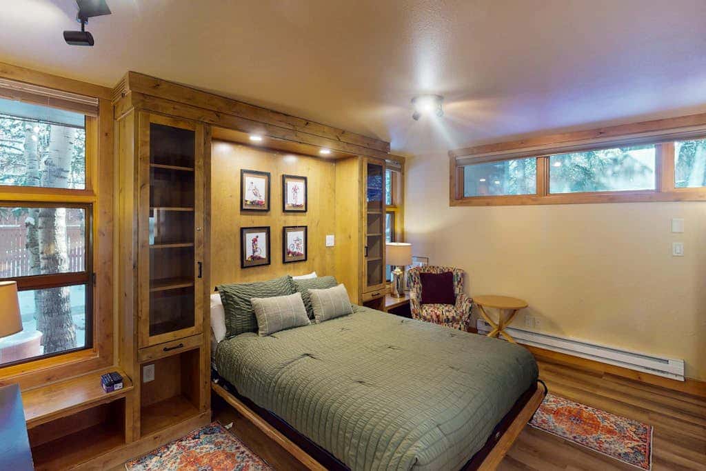 Tenmile Mountain House