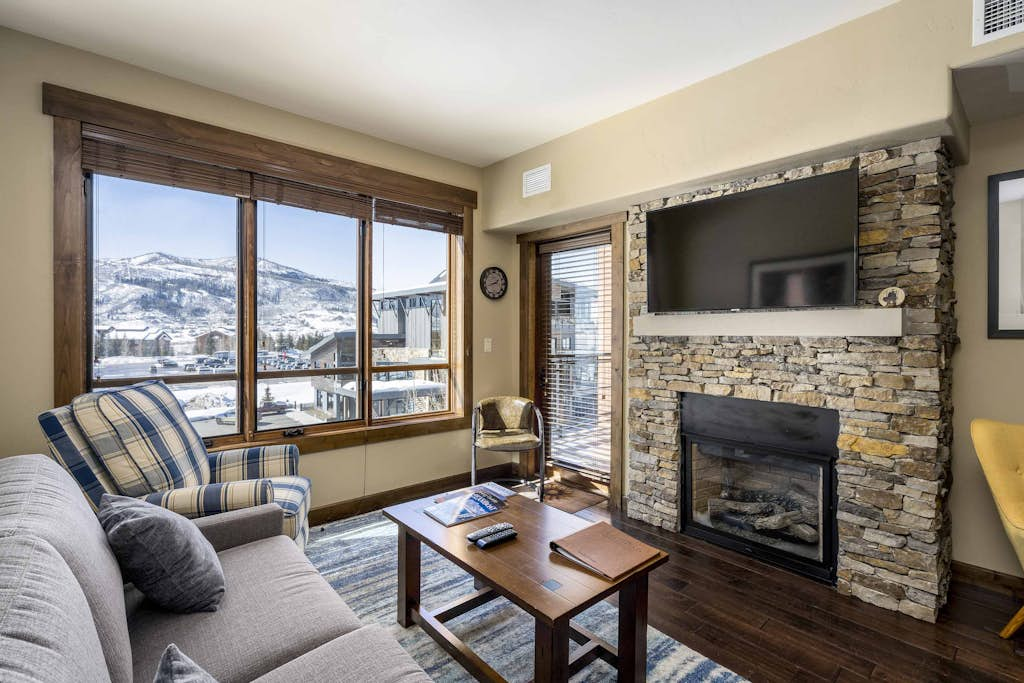 Trailhead Lodge 4106