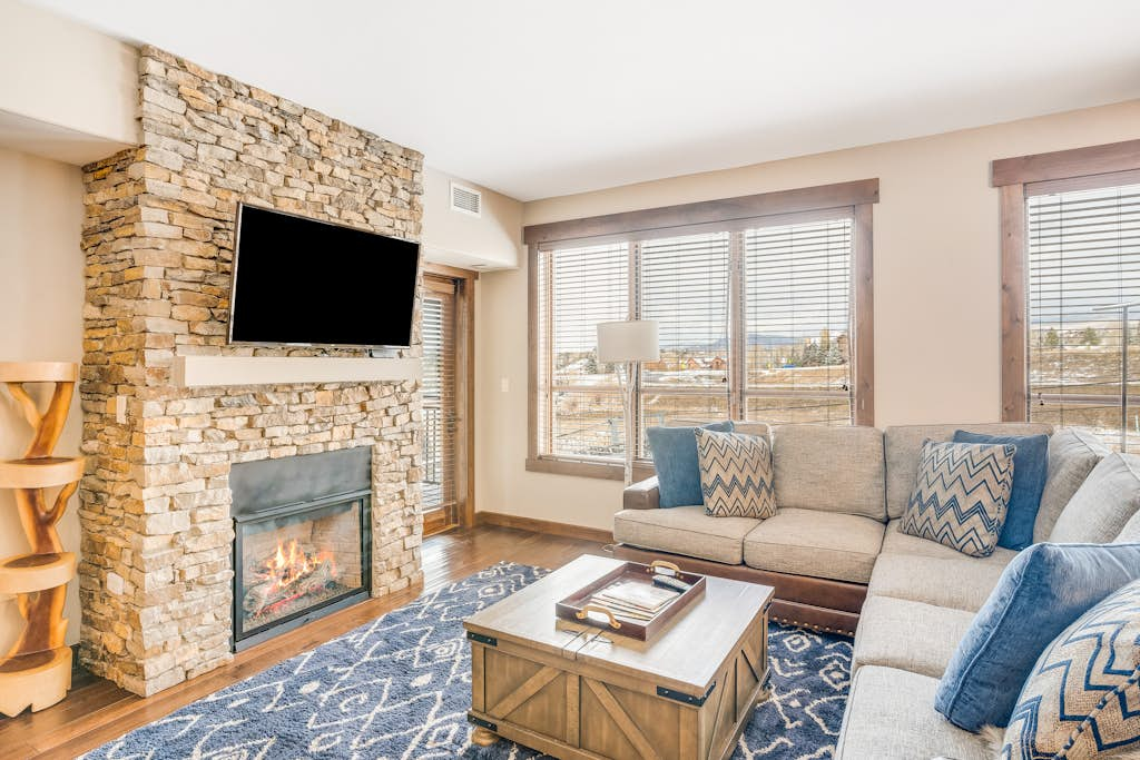 Trailhead Lodge 4118