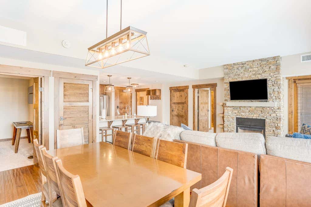 Trailhead Lodge 4118
