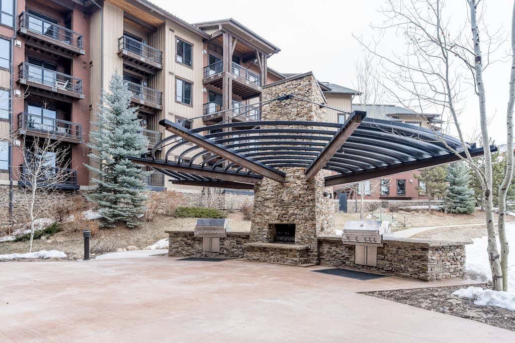 Trailhead Lodge 4118