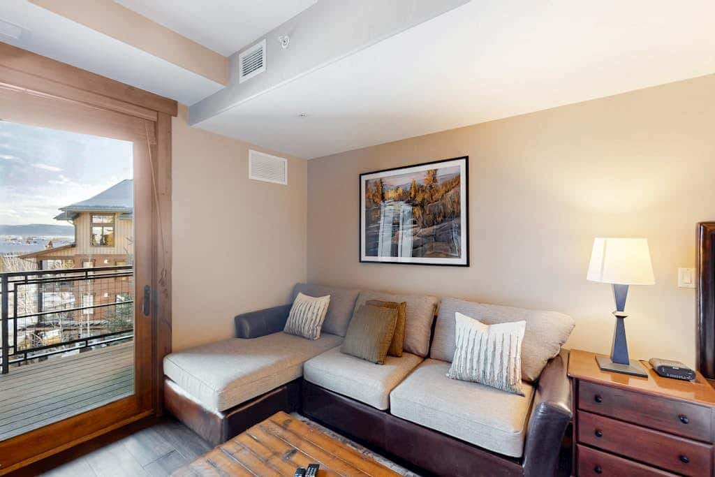 Trailhead Lodge 4113