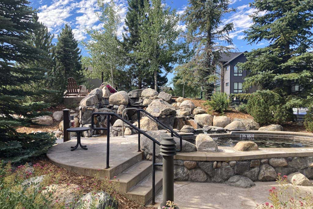 Trailhead Lodge 4113