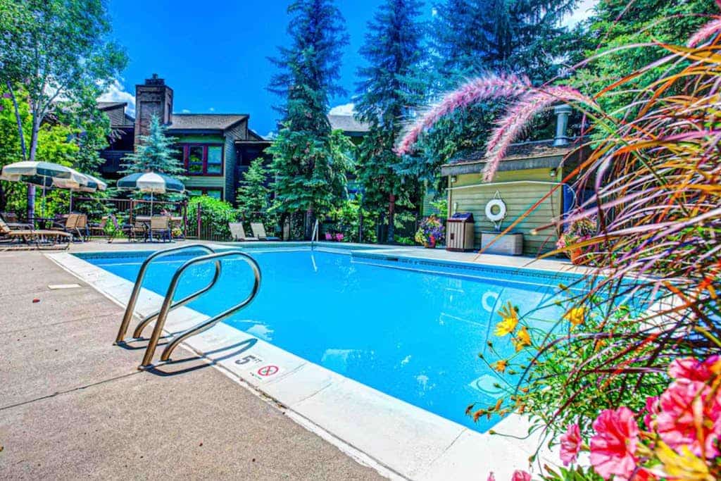 Lovely Steamboat condo with hot tubs & pool - next to resort ski lifts