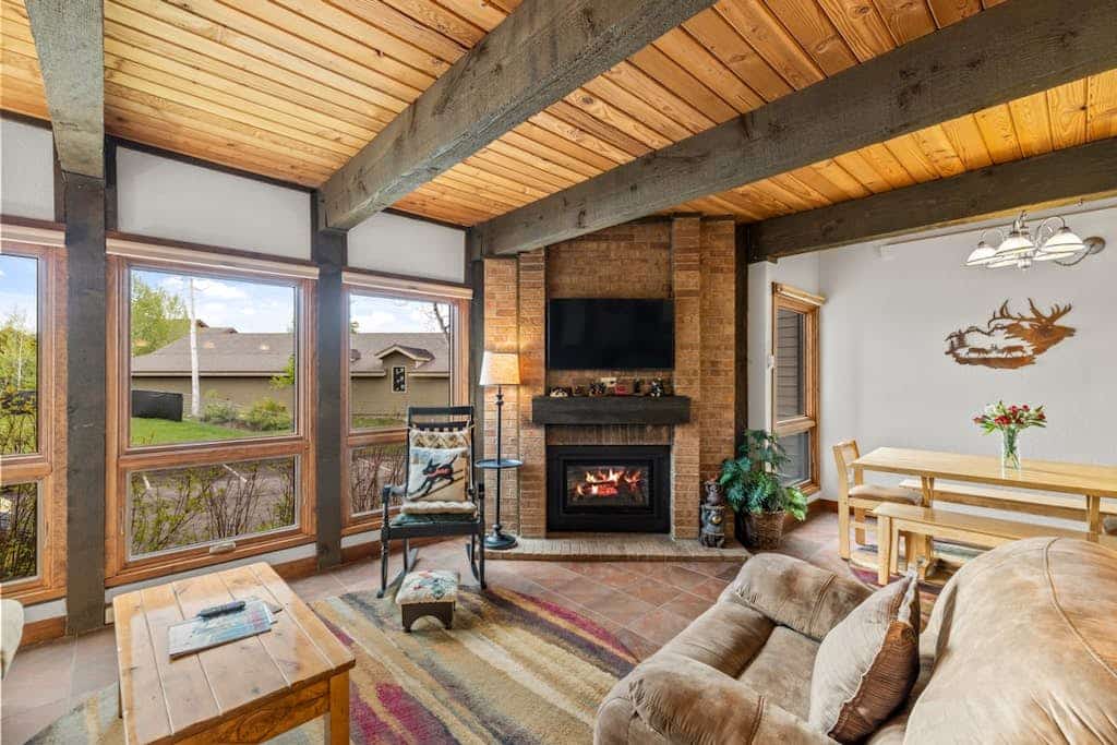 Steamboat home with washer/dryer, pools & hot tubs - near ski lifts