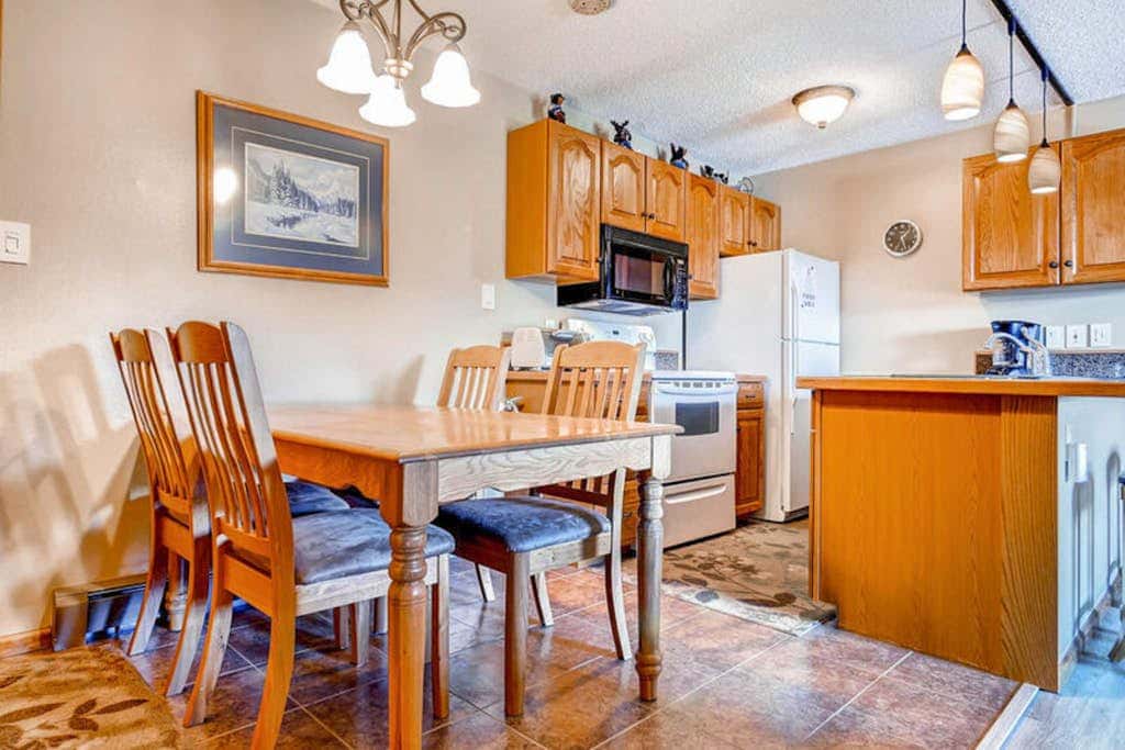 Ski Inn 126