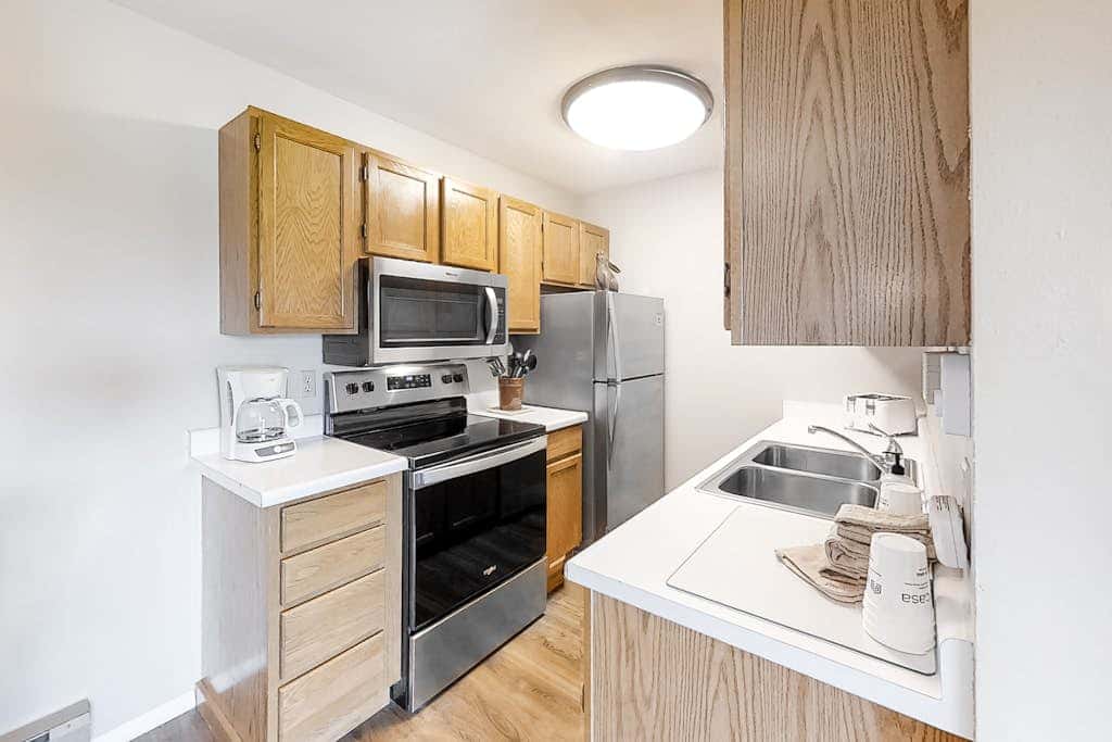 Ski Inn 221