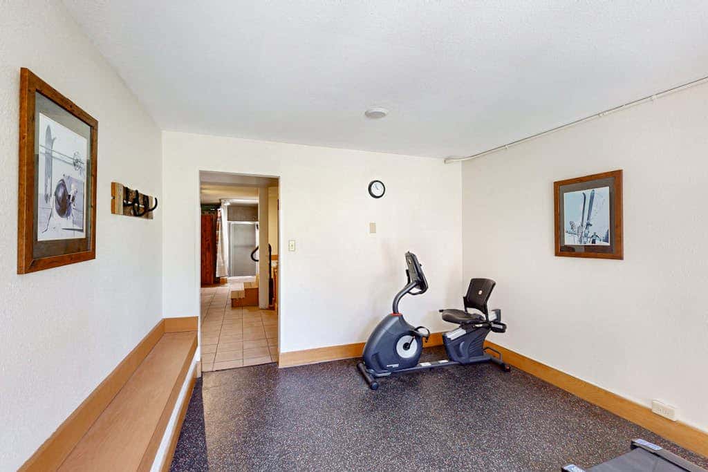 Ski Inn 221