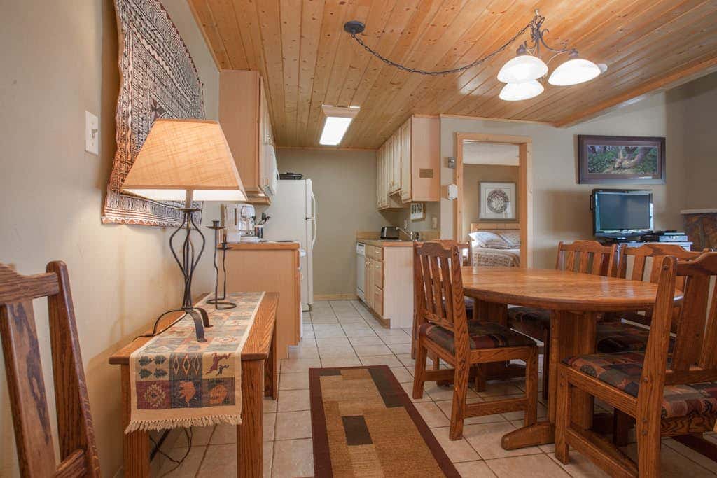 Ski Inn 231