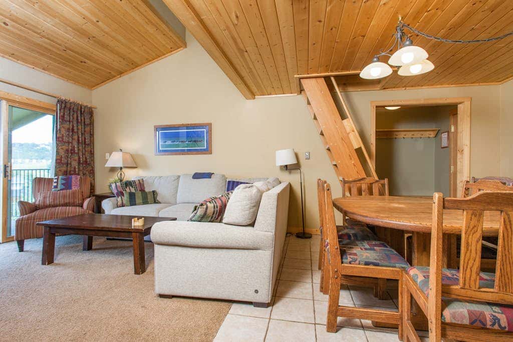 Ski Inn 231