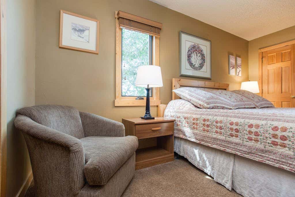 Ski Inn 231