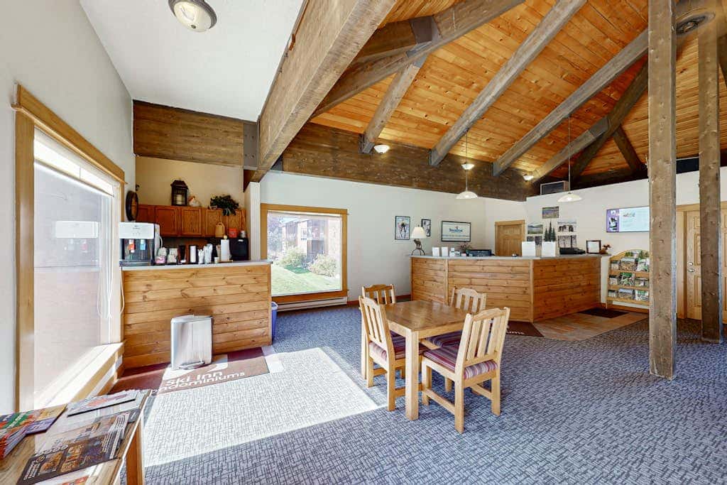 Ski Inn 231