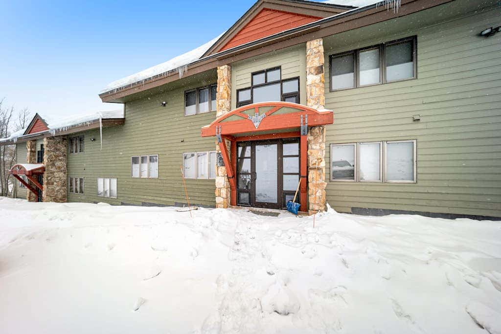 Granby Condo with Views