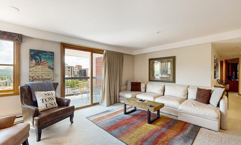 Modern condo near slopes with amazing view, private balcony, & shared amenities