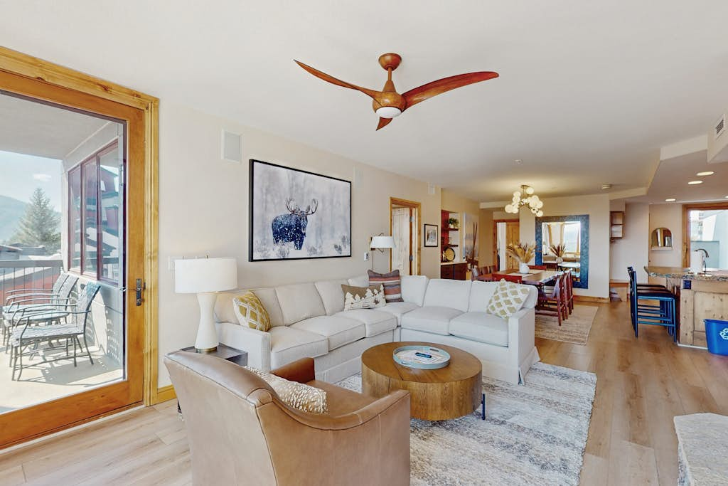 Torian Plum Creekside 616