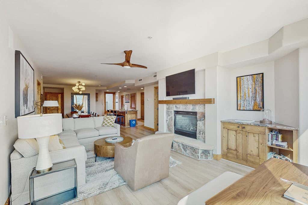 Torian Plum Creekside 616