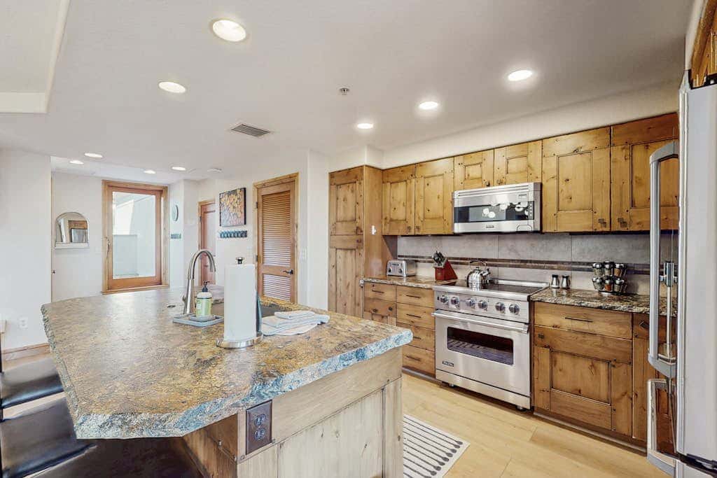 Torian Plum Creekside 616