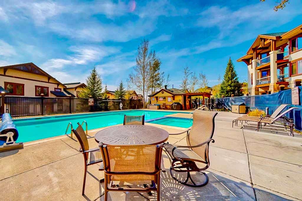 1479 EagleRidge Walk-to-lift townhome with office, two decks, mountain views, pool & hot tubs