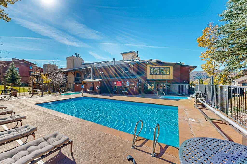 Luxury condo with shared hot tub and heated pool, gourmet kitchen