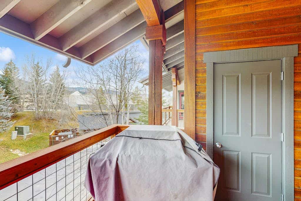 Condo on the Bus Route w/ Deck, Fireplace, WiFi, Garage & 2 Shared Hot Tubs