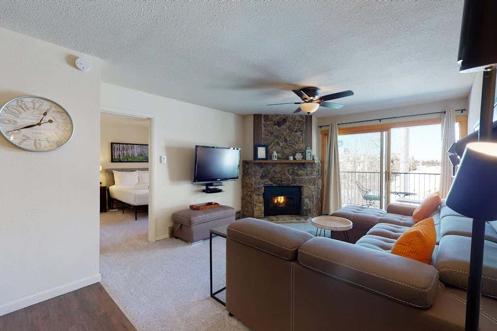 Ski Inn 313