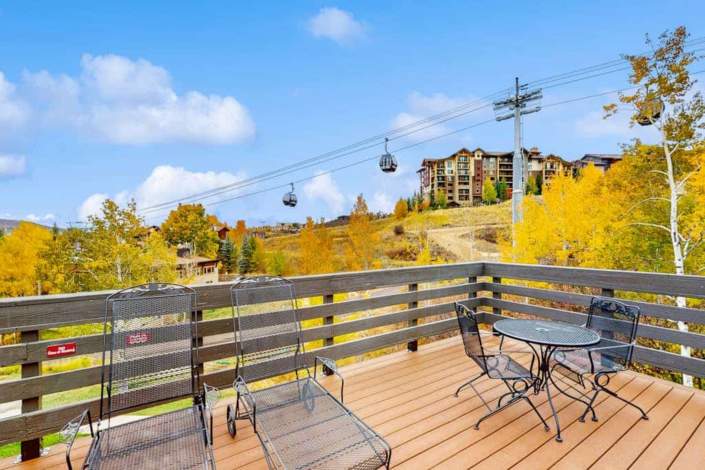 Third Floor, Ski-In/Ski-Out Condo with Shared Hot Tub & High-Speed WiFi