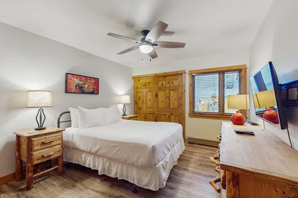 Ski Inn 332