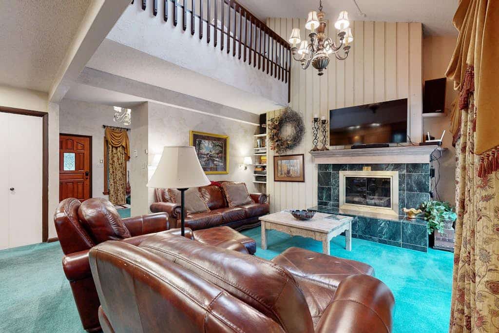 Creekside Condo w/  Deck - Near Free Shuttle, Village, Skiing, Golf