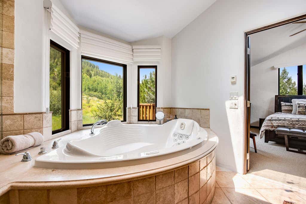 Luxury Mountain Retreat