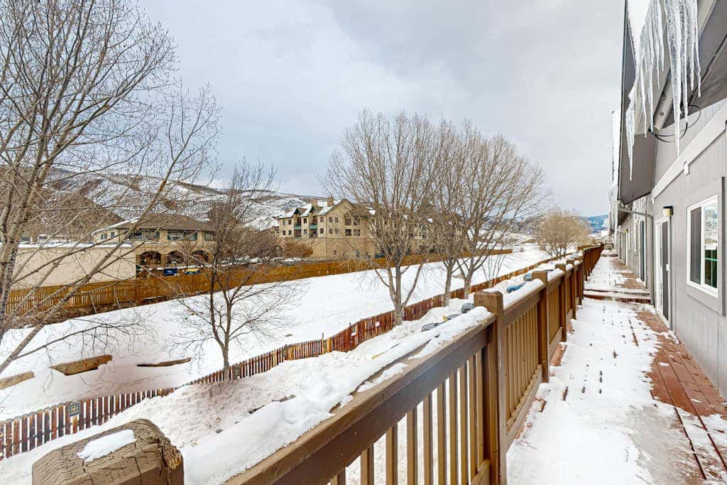 River's Edge Vista Retreat