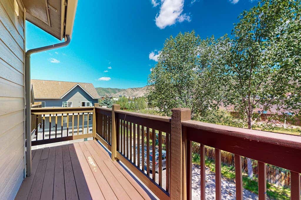 River's Edge Vista Retreat