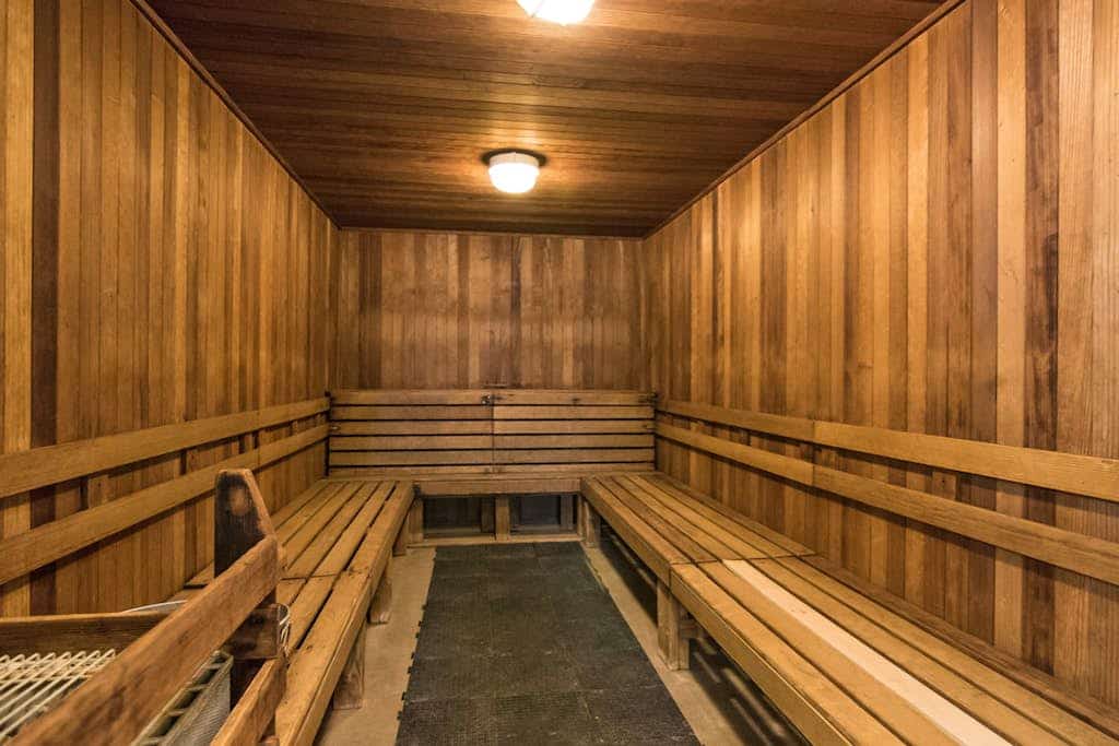 Inviting Avon Condo with Heated Pool, Sauna & Convenient Ski Shuttle