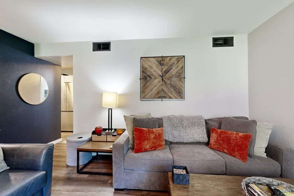 Mountain-view condo with outdoor pool, fireplace, patio, pool table & W/D