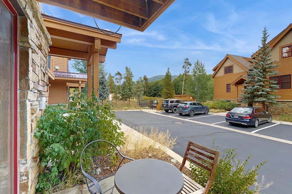 Hop Inn At Antlers Gulch