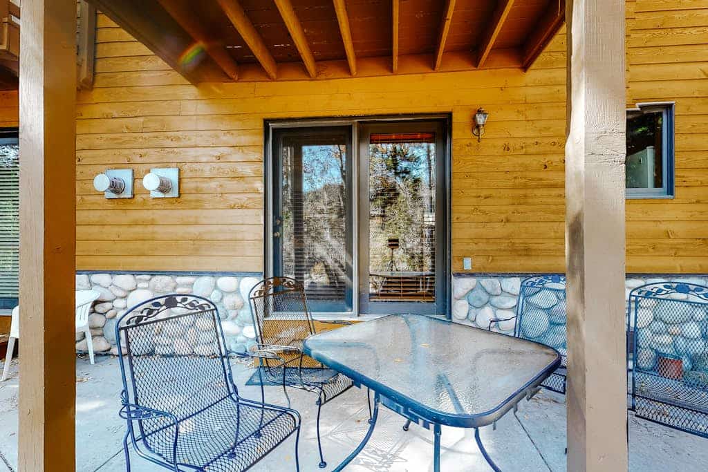 Creekside condo w/ patio, fireplace & open layout perfect for a group getaway