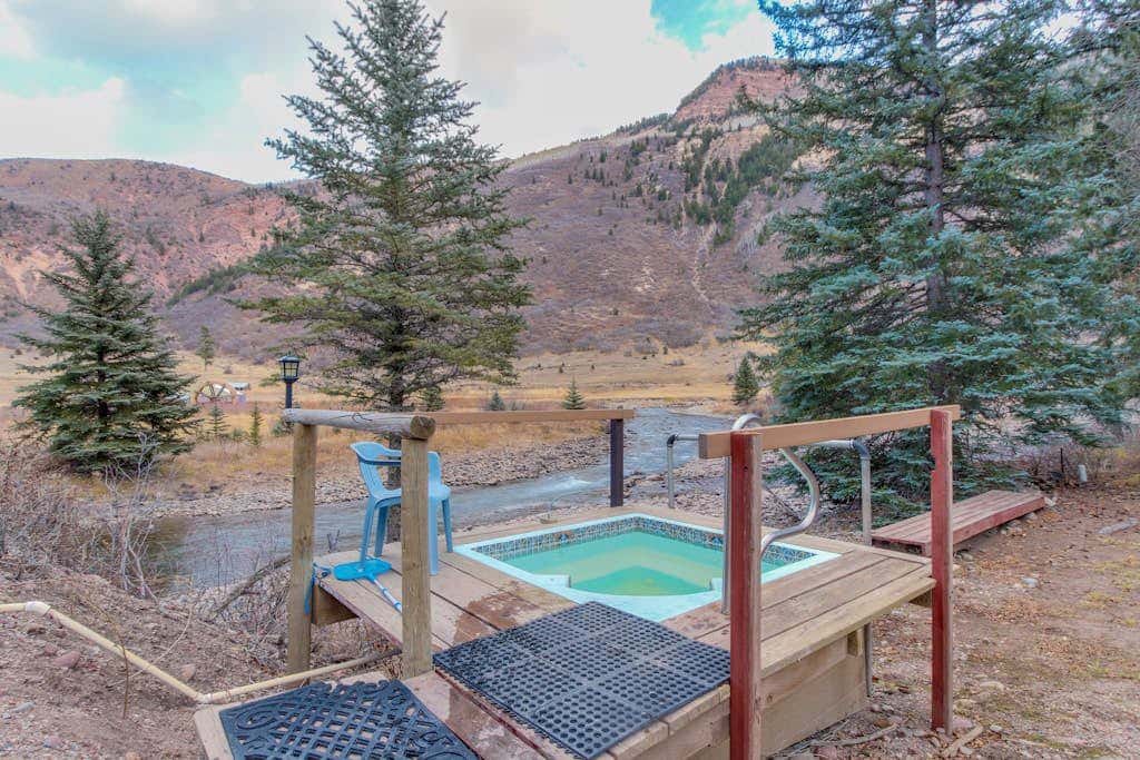 Chair Mountain Cabin at Filoha Meadows