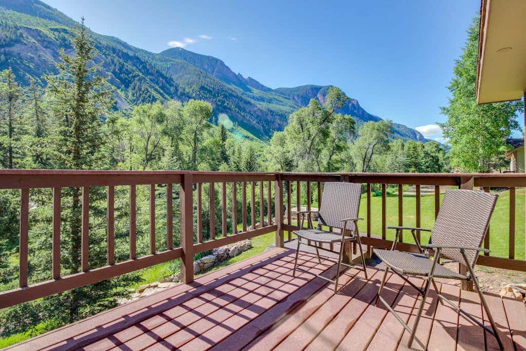 Chair Mountain Cabin at Filoha Meadows