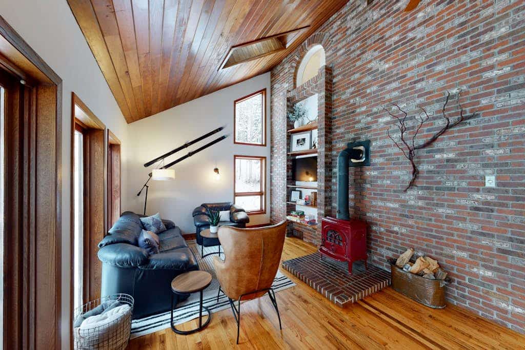 Dog-Friendly Mountain Home w/Private Hot Tub - 6 Mins to Lifts & Downtown