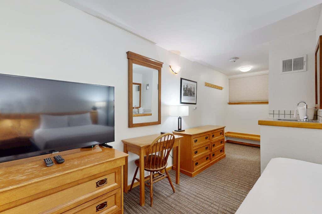 Aspen Mountain Lodge 102
