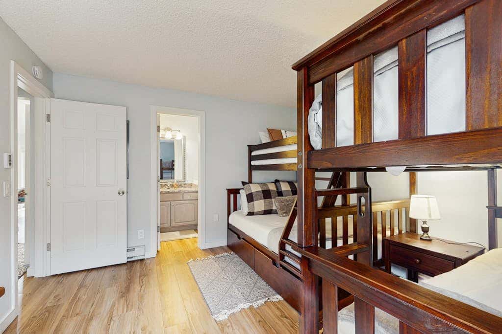 Après Ski Hideaway, Unit 30A