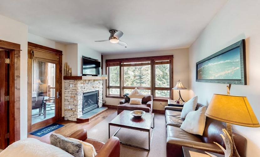 BlueSky 402 | Mountain villa with shared pool, hot tub, & game room - walk to lifts