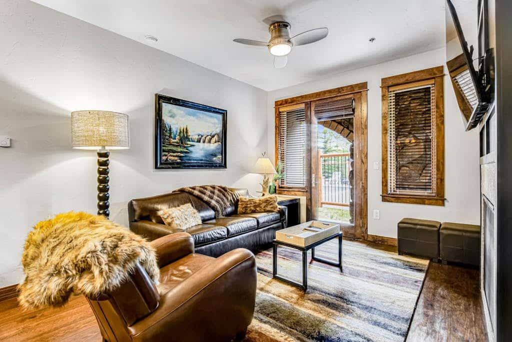 Lovely Breckenridge villa with pool & hot tub, WiFi, fireplace, & gaming center