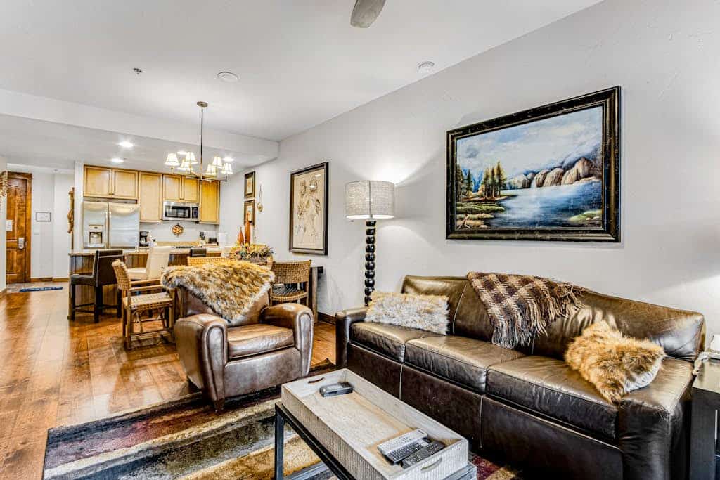 Lovely Breckenridge villa with pool & hot tub, WiFi, fireplace, & gaming center