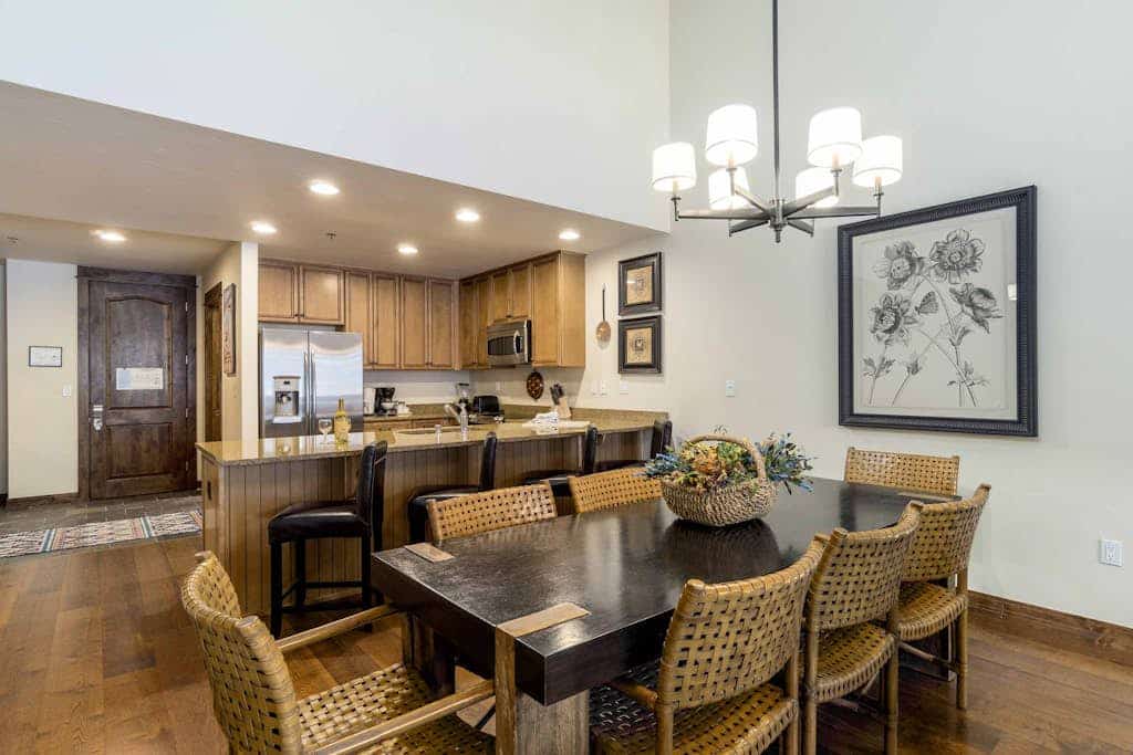 Large, ski-in/out condo with great location, pool, hot tubs, gym & game room